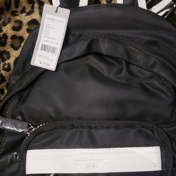 Brand new Kenneth Cole backpack - Picture 2 of 3